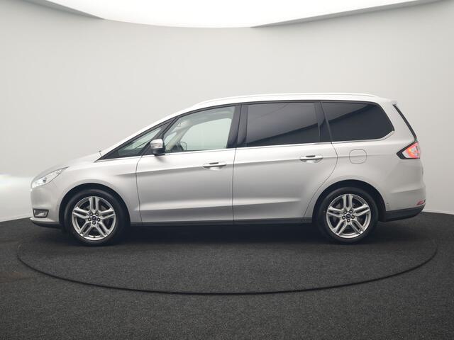 Ford GALAXY 2.0 Titanium Automaat 7 Persoons 241pk | Panodak | Trekhaak Afn. | Camera | Alcantara Sportstoelen Memory & Verwamd | Stuur Verwarmd | Keyless | Blis | Navigatie | DAB | Cruise Control |