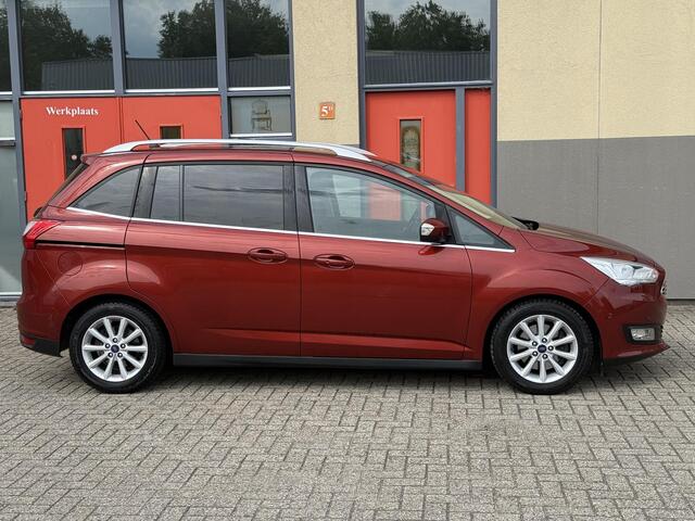 Ford GRAND C-MAX 1.0 Titanium, Navi, Trekhaak, Distributieriem new