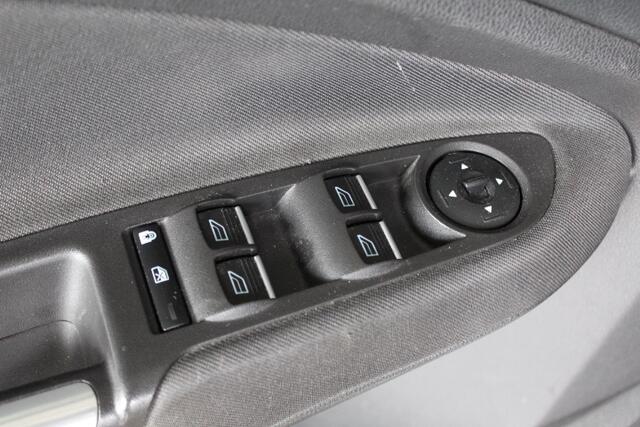 Ford GRAND C-MAX 1.0 Trend 7 persoons. Airconditioning, Cruisecontrol, Boardcomputer, Lichtmetalen velgen