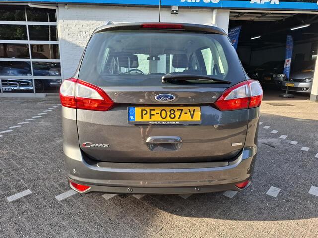 Ford GRAND C-MAX 1.0 Titanium /Nieuwe apk/ Nieuwe distributie bij aflevering/Navi/Zomer en winter set