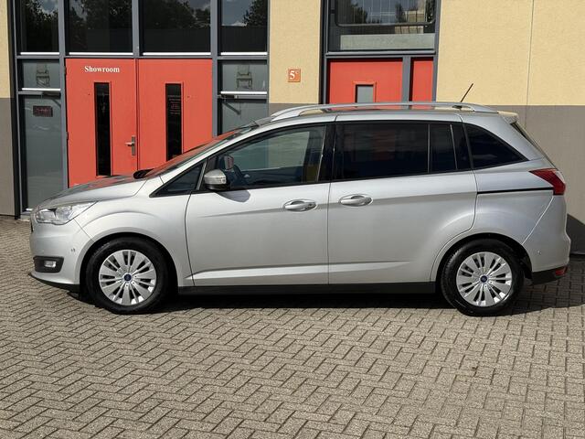 Ford GRAND C-MAX 1.0 Titanium 7p. Camera, Nieuwe Distributieriem – foto 9