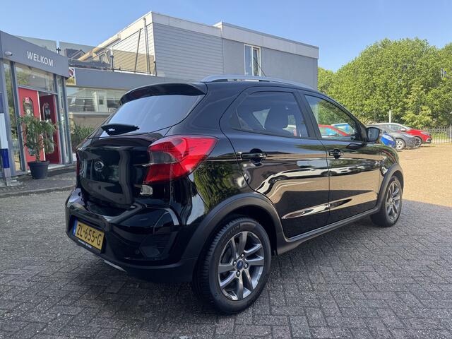 Ford KA Ka+ 1.2 Active Hoge Instap, Carplay, Cruise, Parkeersensoren.