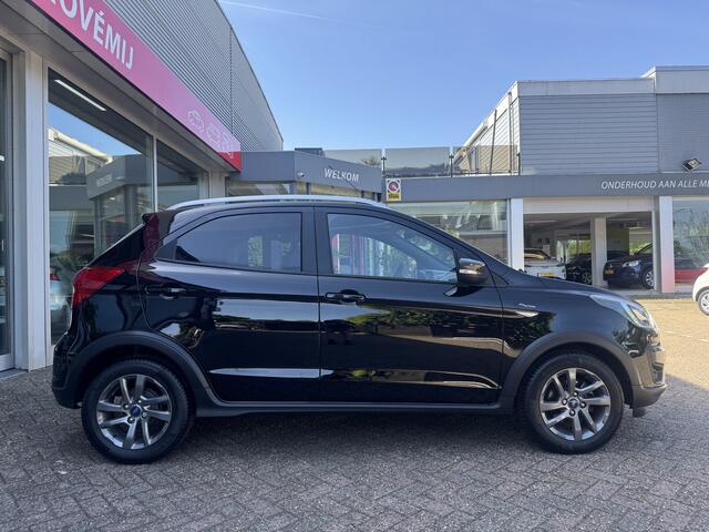 Ford KA Ka+ 1.2 Active Hoge Instap, Carplay, Cruise, Parkeersensoren.