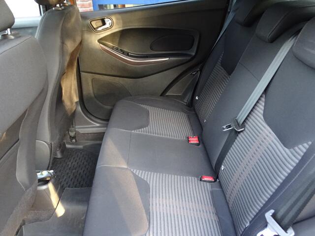 Ford KA Ka+ 1.2 Active TREKHAAK