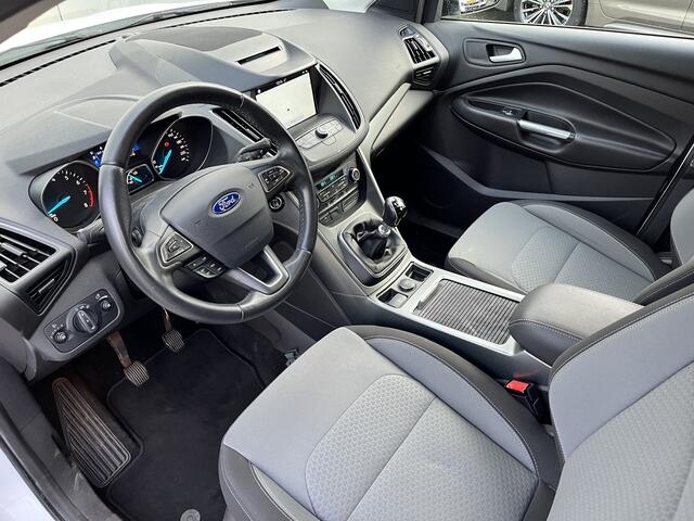 Ford KUGA 1.5 EcoBoost Voorruitverwarming Clima Cruise Navi Trekhaak PDC Dealer onderhouden!