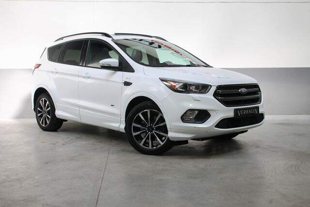 Ford KUGA 1.5 Eco Boost ST line 4wd Automaat Panoramadak Trekhaak