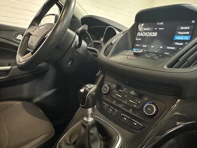 Ford KUGA 1.5 EcoBoost Titanium CLIMA ,CRUISE ,NAVI , ELK.PAKKET Dealeronderhouden