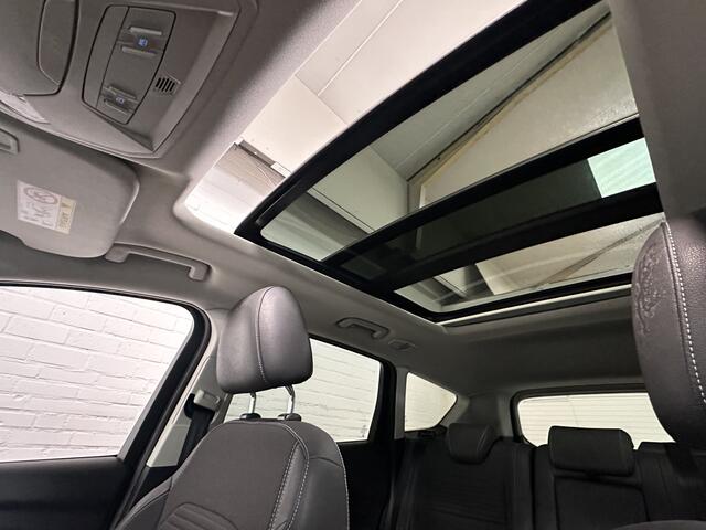 Ford KUGA 1.5 EcoBoost Titanium CLIMA ,CRUISE ,NAVI , ELK.PAKKET Dealeronderhouden
