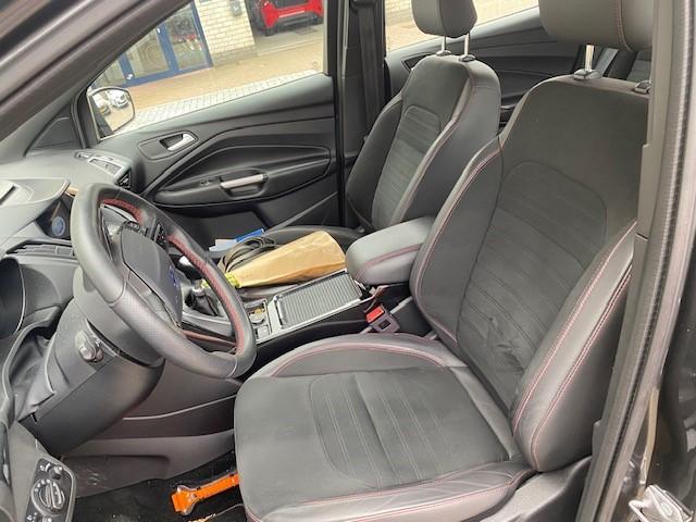 Ford KUGA 1.5 EcoBoost ST Line * DRIVER ASS PACK * BLIS * VOORRUITVERW. *