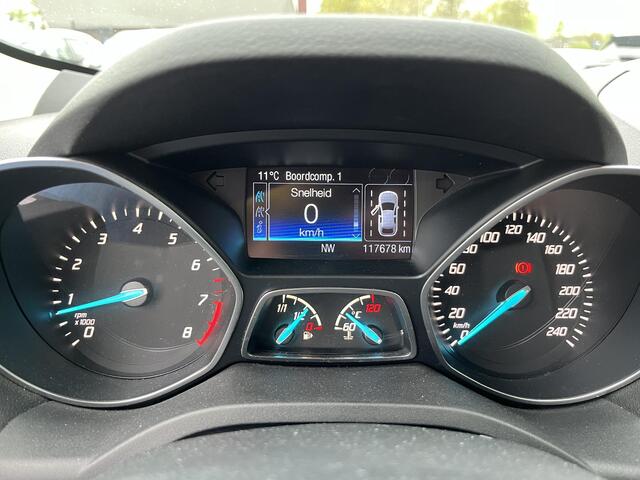 Ford KUGA 1.5 Titanium Styling Pack | Trekhaak | Panoramadak |