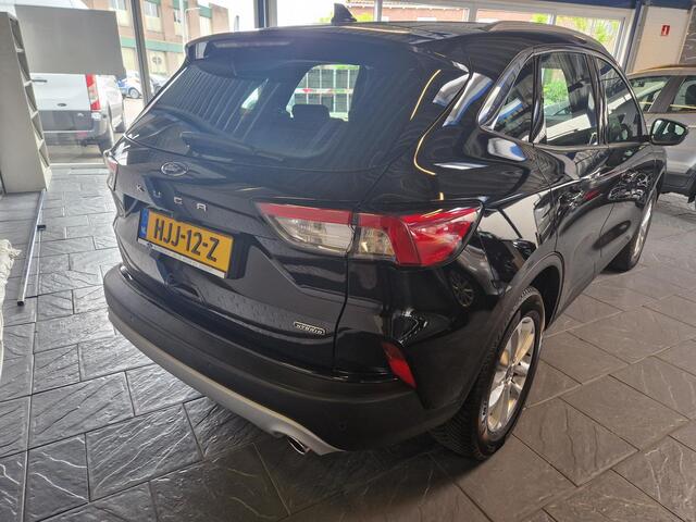 Ford KUGA 2.5 PHEV Titanium Winterpakket - 4 seizoenenbanden