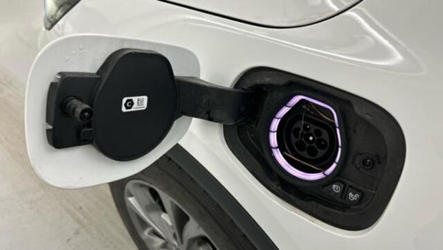 Ford KUGA 2.5 PHEV Active X | Wegklapbare trekhaak | Winter Pack | AGR-stoelen | Adaptive cruise control | 2.100 kg trekgewicht