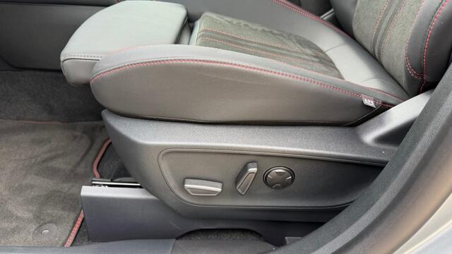 Ford KUGA 2.5 PHEV ST-LINE X 243pk / Trekhaak+Winter pack