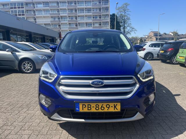 Ford KUGA 1.5 TDCi Titanium Navi Cruise Lmv parkeerass. Trekhaak