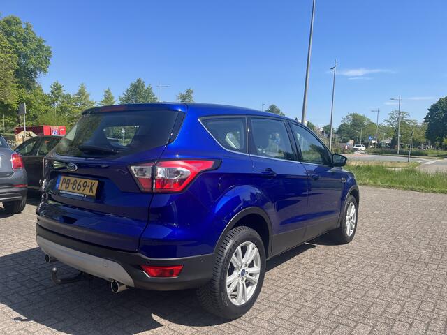 Ford KUGA 1.5 TDCi Titanium Navi Cruise Lmv parkeerass. Trekhaak
