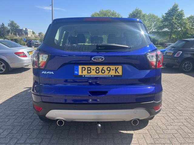 Ford KUGA 1.5 TDCi Titanium Navi Cruise Lmv parkeerass. Trekhaak