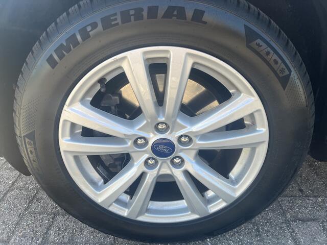 Ford KUGA 1.5 TDCi Titanium Navi Cruise Lmv parkeerass. Trekhaak
