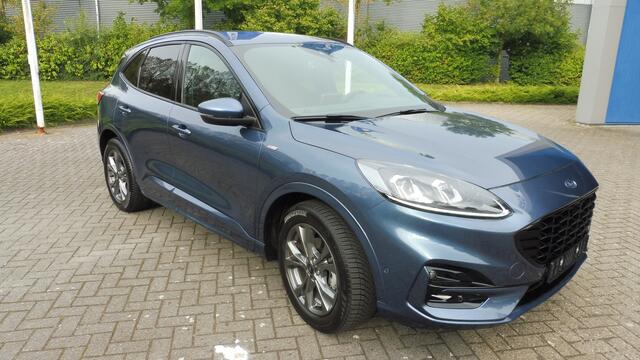 Ford KUGA 1.5 150pk ST-Line X DAP, Tech.Pack, Winter Pack en Trekhaak nw 48.000,-