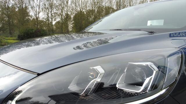 Ford KUGA 1.5 150pk ST-Line X DAP, Tech.Pack, Winter Pack en Trekhaak nw 48.000,-