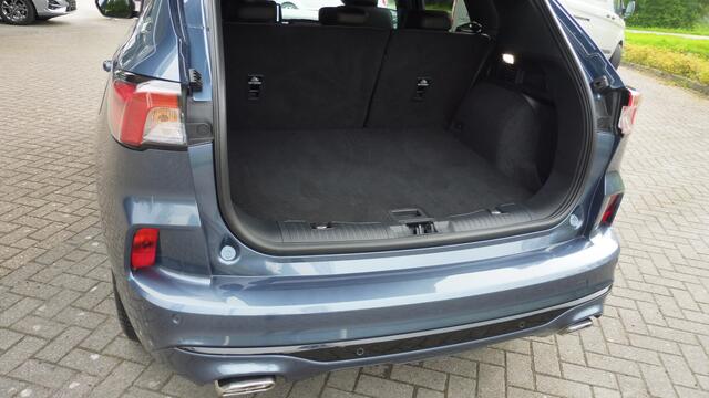 Ford KUGA 1.5 150pk ST-Line X DAP, Tech.Pack, Winter Pack en Trekhaak nw 48.000,-