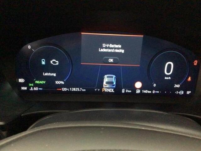 Ford KUGA 2.5 PHEV ST-Line X 243pk | Driver Assistance Pack | Technology Pack | Panoramadak | Winterpack | 20 inch Licht metaal | Verlengde Fabrieksgarantie tot 06-2028