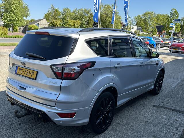 Ford KUGA 150PK EcoBoost ST Line 1ste eigenaar & dealeronderhouden | Pano | Winterpack | Keyless | Trekhaak