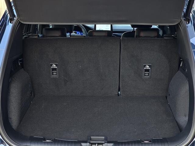 Ford KUGA 2.5-225pk PHEV ST-Line X Plug-in Hybrid. Garantie t/m 04-02-2028 ! Slechts 5.500km ! Volautm. airco dual, elektr. achterklep, LM wielen, stuur-, stoel- en voorraamverwarming, camera v+a, side- en lane assist, adaptieve cruise cntrl, metallic lak, etc.