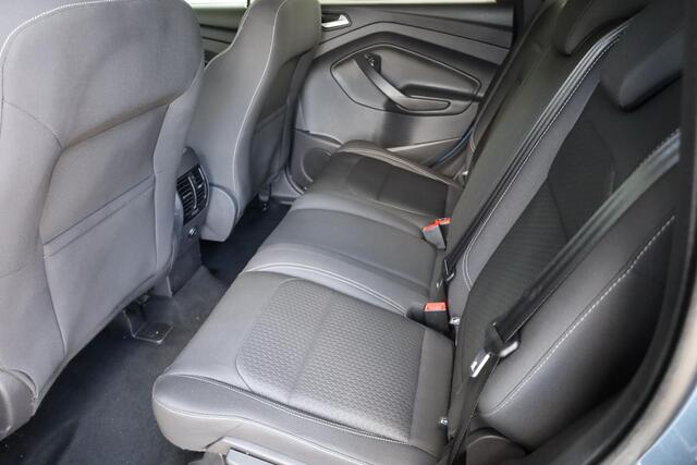 Ford KUGA 1.5 EcoBoost Titanium TREKHAAK-ELEK STUUR/RUIT/STOELVERWARMING CARPLAY ACHTERKLEP-ELEK PDC NAVI CRUISE 17"LMV CLIMA ALL-SEASONS!