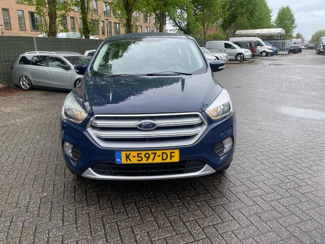 Ford KUGA 1.5 EcoBoost Trend Essential | Trekhaak | Winter Pack | Airco
