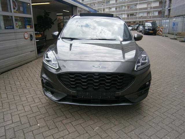 Ford KUGA 1.5 EcoB. 150 PK ST-Line X Full Options