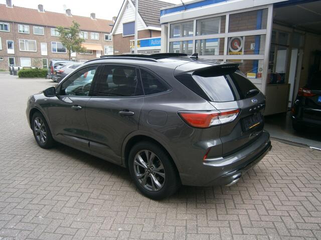 Ford KUGA 1.5 EcoB. 150 PK ST-Line X Full Options