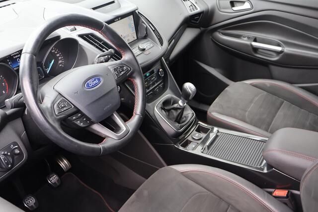 Ford KUGA 1.5 EcoBoost ST Line | Trekhaak | AllSeason |