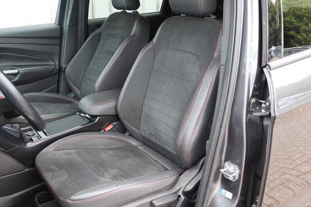 Ford KUGA 1.5 EcoBoost ST Line | Trekhaak | AllSeason |