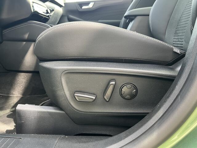 Ford KUGA 2.5 PHEV Active X 243pk e-CVT Automaat | 21262 | Full Options | Panoramadak | E-Trekhaak | Technology Pack | Winter Pack | Head-up | etc. etc.