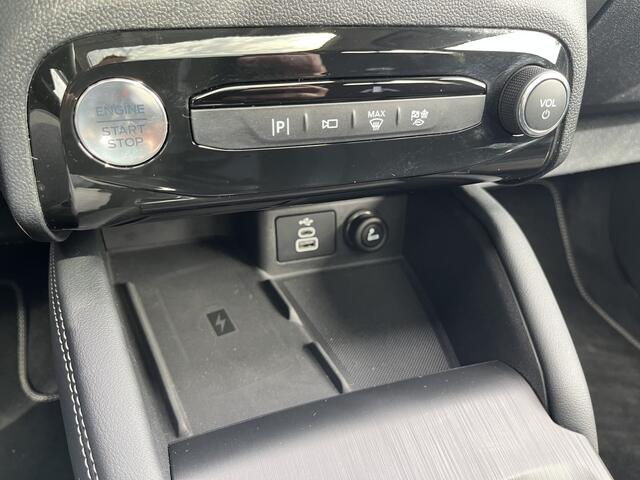Ford KUGA 2.5 PHEV Active X 243pk e-CVT Automaat | 21262 | Full Options | Panoramadak | E-Trekhaak | Technology Pack | Winter Pack | Head-up | etc. etc.