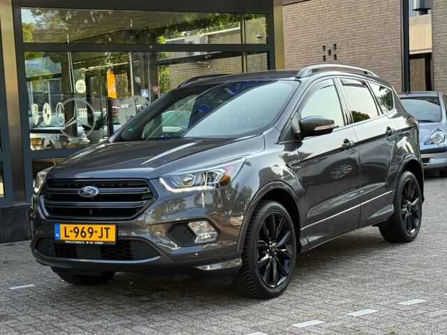 Ford KUGA 1.5 EcoBoost ST Line