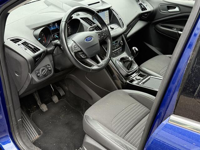 Ford KUGA 1.5 EcoBoost Titanium | Trekhaak (2000KG!) | Winterpack | Navigatie | Parkeerhulp | Carplay | Elek. Achterklep