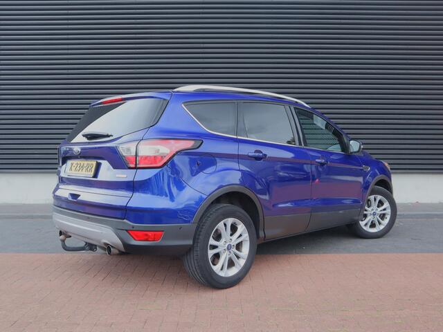 Ford KUGA 1.5 EcoBoost Titanium | Clima | Cruise | Navi Full Map | Carplay | Leder/Stof | PDC V+A+Cam | Stoelverw. | Trekhaak |