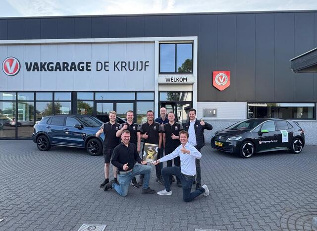 Ford KUGA 2.5 PHEV ST-Line X | Black Package! | Achteruitrijcamera | Navigatie!