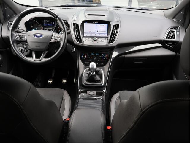 Ford KUGA 1.5 150PK ST Line | Cam | SONY | Winterpakket | Carplay | Haak | Cruise |