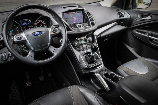 Ford KUGA 1.5 Titanium Styling Pack Nieuw binnen; Jouw droomauto?