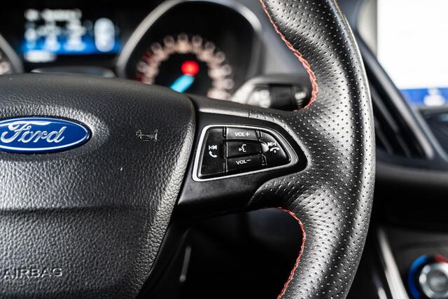 Ford KUGA 1.5 EcoBoost ST-Line | Acc | Winterpack | Keyles | Carplay