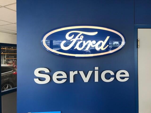 Ford KUGA 2.5 PHEV ST-Line X- vol opties-binnenkort verwacht.