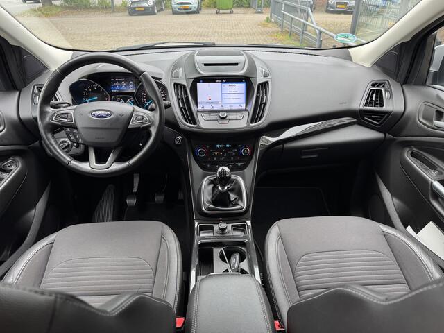 Ford KUGA 1.5 EcoBoost ST Line CAMERA-CLIMA-TREKHAAK