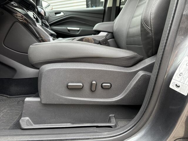 Ford KUGA Automaat 4WD!! 1.5 EcoBoost Titanium met 41.315km!! | Schuif/Kantel | Navi | Stoel/Stuurverwarming | Acc | LM Velgen | RIJKLAARPRIJS INCL 12 MAANDEN GARANTIE EN BEURT