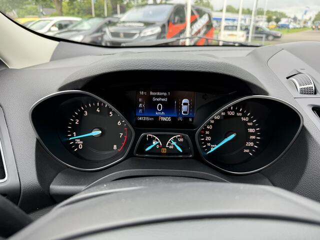 Ford KUGA Automaat 4WD!! 1.5 EcoBoost Titanium met 41.315km!! | Schuif/Kantel | Navi | Stoel/Stuurverwarming | Acc | LM Velgen | RIJKLAARPRIJS INCL 12 MAANDEN GARANTIE EN BEURT