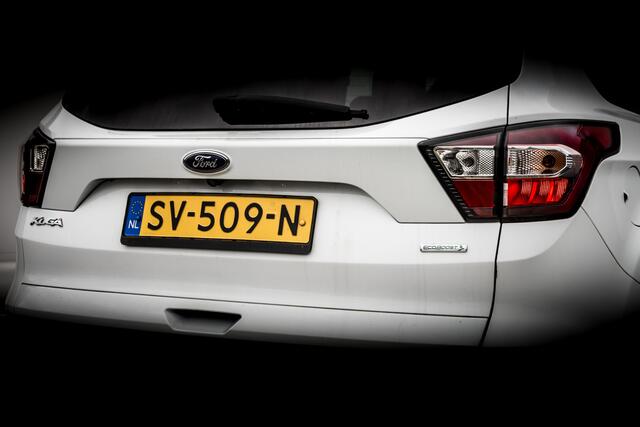 Ford KUGA 1.5 120 PK EcoBoost ST Line RIJKLAAR INCL : GARANTIE | Fabr Trekhaak | Navigatie | Clima | Cr Control | Achteruitrijcamera |