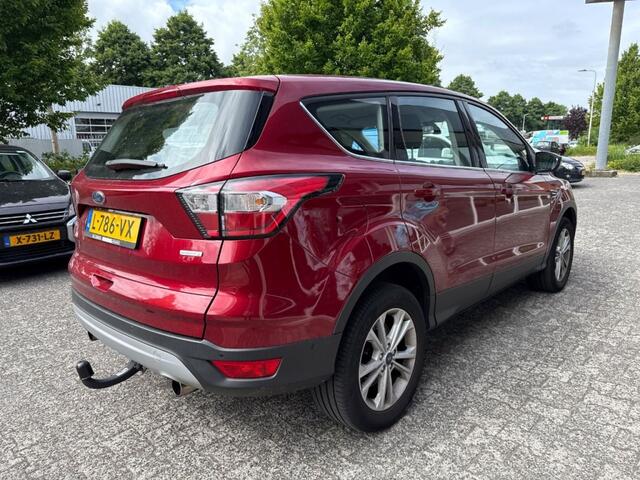 Ford KUGA 1.5 EcoBoost Trend | trekhaak: 2000kg trekgewicht! | winterwiele