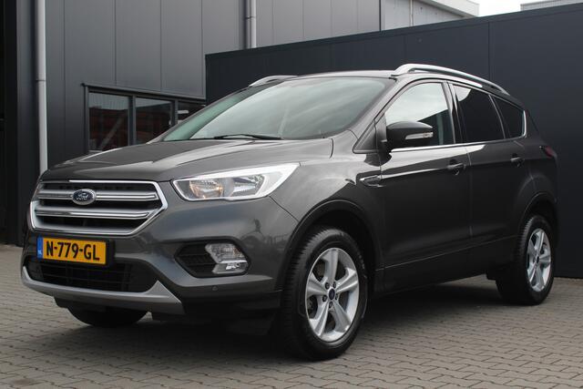 Ford KUGA 1.5 Titanium Styling Pack | incl. 12 maanden garantie | Navigatie | Cruise control | 17" velgen | Climate control | Bluetooth | Apple carplay / android auto |