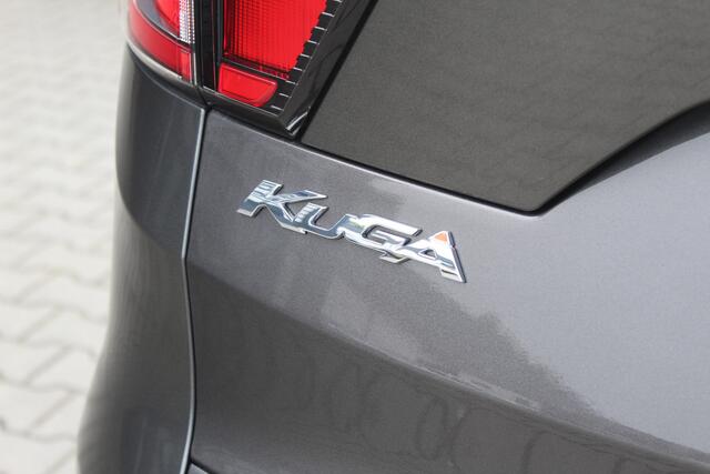 Ford KUGA 1.5 Titanium Styling Pack | incl. 12 maanden garantie | Navigatie | Cruise control | 17" velgen | Climate control | Bluetooth | Apple carplay / android auto |